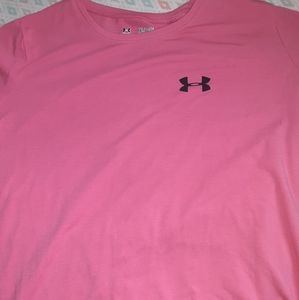 Under Armour tshirt